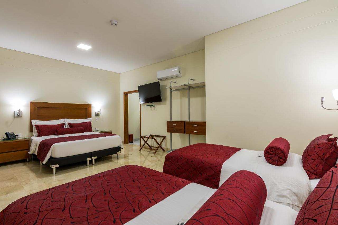 Hotel Dorado La 70 Μεντεγίν Εξωτερικό φωτογραφία